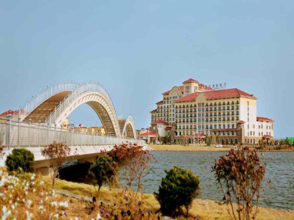 Haiyang Shenglong Jianguo Hotel Fengcheng  Luaran gambar