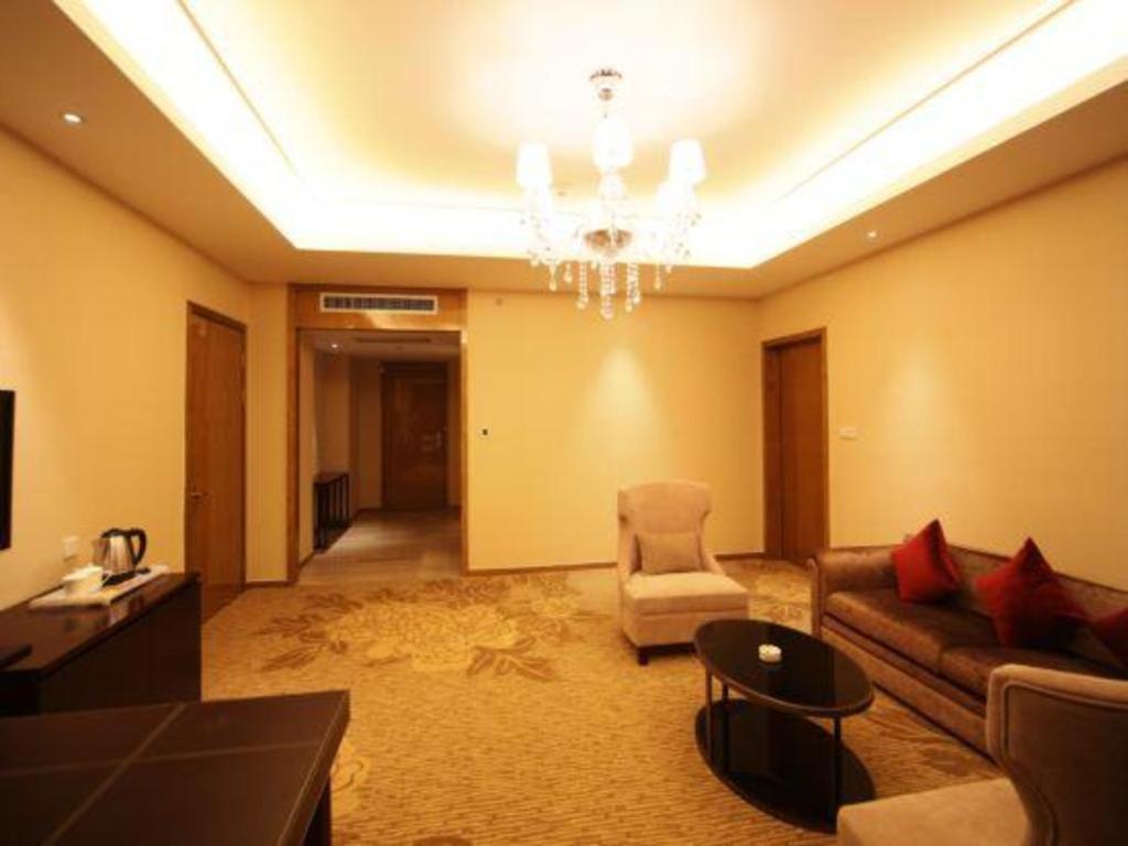 Haiyang Shenglong Jianguo Hotel Fengcheng  Luaran gambar