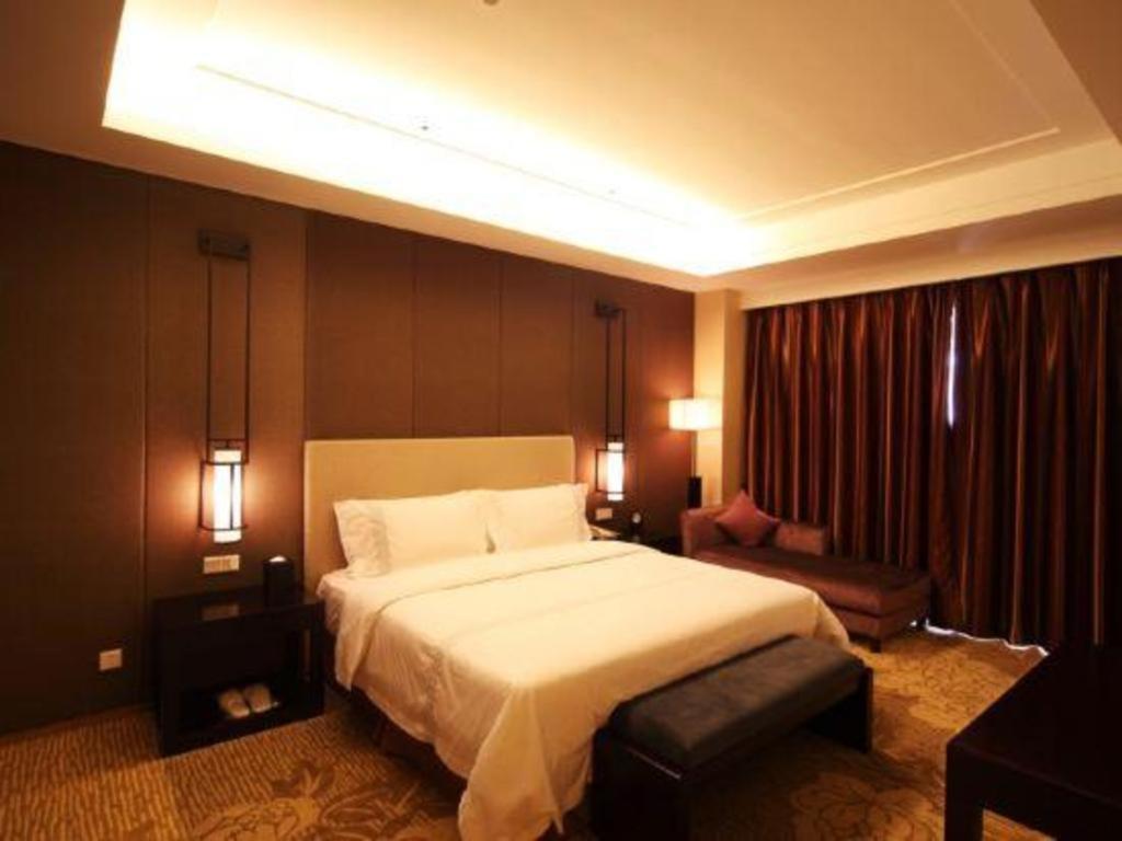 Haiyang Shenglong Jianguo Hotel Fengcheng  Luaran gambar