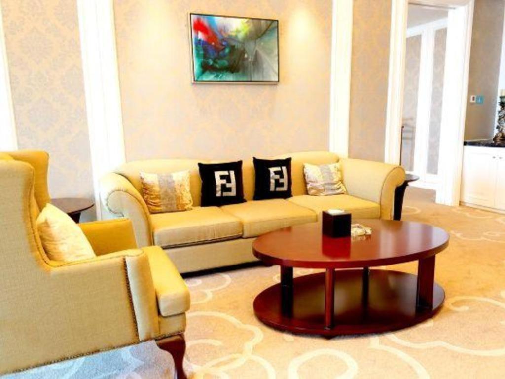 Haiyang Shenglong Jianguo Hotel Fengcheng  Luaran gambar