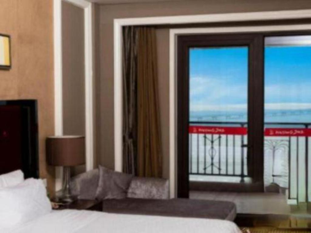 Haiyang Shenglong Jianguo Hotel Fengcheng  Luaran gambar